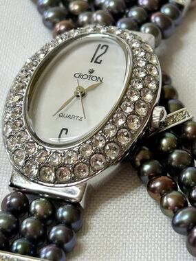 Croton Women\'s Mother of Pearl Watch & Bracelet Set Crystal Halo Tahitian Pearl Croton Pearl Watch and Bracelet Set Like new | Mercari main image 4
